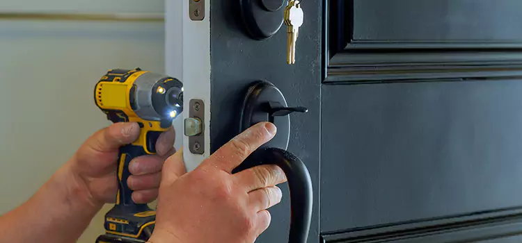 Commercial Door Lock Installation Elizabeth